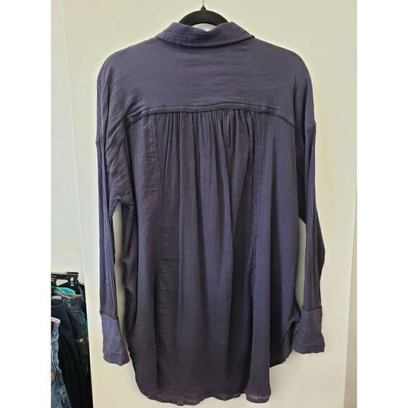 Free People NEW Navy Blue Contrast Seam Blouse Top - Picture 5 of 7